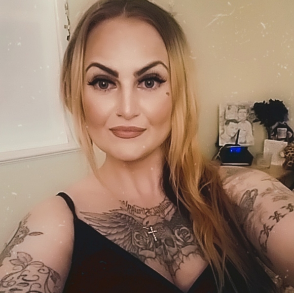 Meet your Posher, Devon - Picture 2 of 4